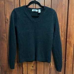 Old Navy black sweater